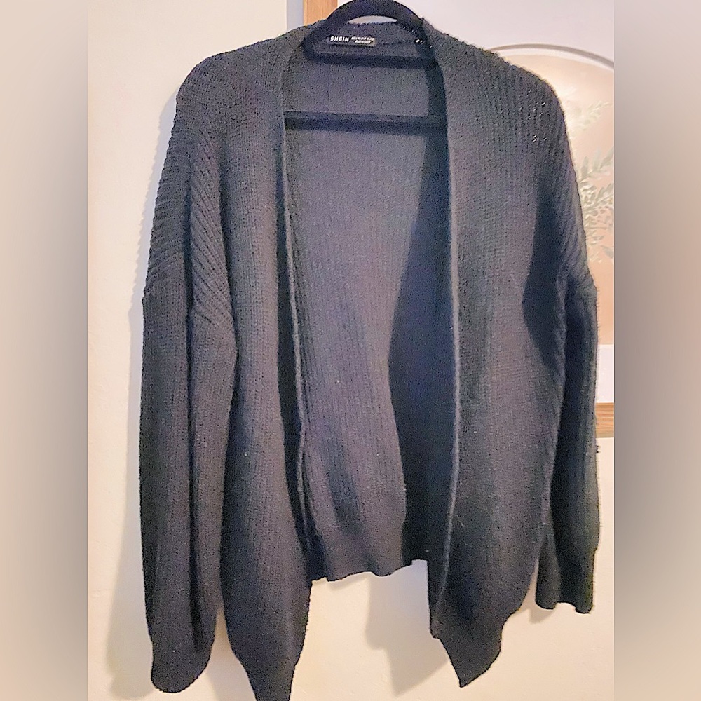 EUC-SHEIN-Black-Size L-Cardigan sweater.